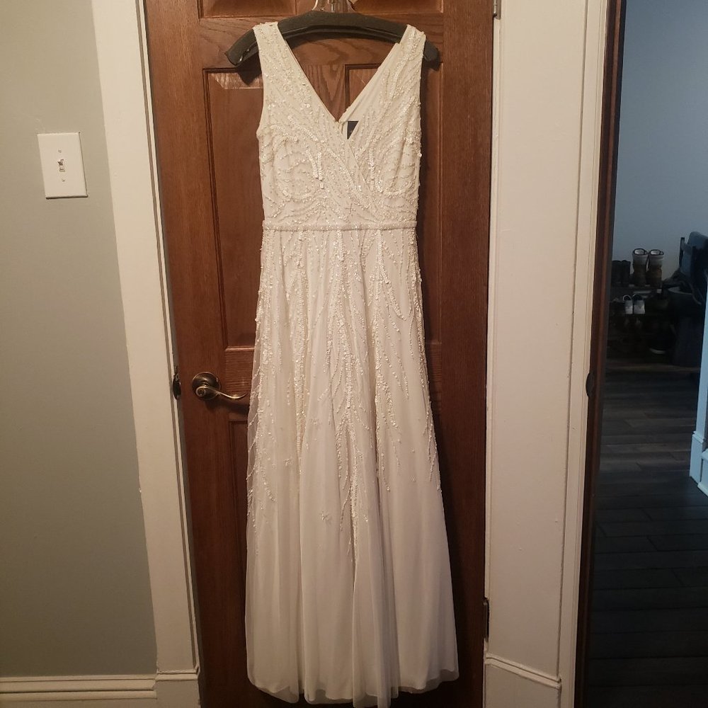 Adrianna Papell White Full Length Sequin Dress, Size 6, V neck with belt, NWT